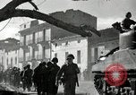 Standbild United States Army Infantry in Fondi Fondi Italien, 1944, aus Sekunde 54 historischem Filmmaterial Videoclip 65675074257