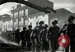 Standbild United States Army Infantry in Fondi Fondi Italien, 1944, aus Sekunde 61 historischem Filmmaterial Videoclip 65675074257