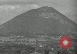 Image terrain environnant Pontecorvo Italie, 1944, de la seconde 38 séquences d'archives historiques vidéo 65675074258