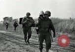 Immagine di Terza Divisione plotone di malta Cisternia Italia, 1944, secondo 16 filmato di repertorio 65675074262