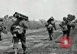 Immagine di Terza Divisione plotone di malta Cisternia Italia, 1944, secondo 17 filmato di repertorio 65675074262