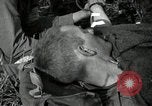 Standbild verletzt 3 Division Soldat Cisternia Italien, 1944, aus Sekunde 22 historischem Filmmaterial Videoclip 65675074263