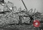 Standbild verletzt 3 Division Soldat Cisternia Italien, 1944, aus Sekunde 36 historischem Filmmaterial Videoclip 65675074263