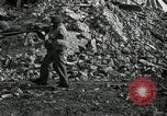 Standbild verletzt 3 Division Soldat Cisternia Italien, 1944, aus Sekunde 46 historischem Filmmaterial Videoclip 65675074263