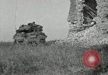 Immagine di Terza Divisione plotone di malta Cisterna Italia, 1944, secondo 9 filmato di repertorio 65675074264