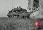 Immagine di Terza Divisione plotone di malta Cisterna Italia, 1944, secondo 13 filmato di repertorio 65675074264