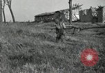 Immagine di Terza Divisione plotone di malta Cisterna Italia, 1944, secondo 20 filmato di repertorio 65675074264