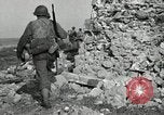 Immagine di Terza Divisione plotone di malta Cisterna Italia, 1944, secondo 32 filmato di repertorio 65675074264