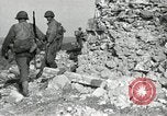 Immagine di Terza Divisione plotone di malta Cisterna Italia, 1944, secondo 33 filmato di repertorio 65675074264