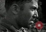 Immagine di Terza Divisione plotone di malta Cisterna Italia, 1944, secondo 57 filmato di repertorio 65675074264