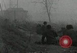Standbild US Artillerie Beschuss St Stephan's Cathedral Vieux-Brisach Deutschland, 1945, aus Sekunde 23 historischem Filmmaterial Videoclip 65675074265