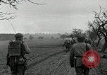 Immagine di Stati Uniti truppe Oberleuken Germania, 1945, secondo 24 filmato di repertorio 65675074267