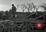 Image Faire progresser les forces américaines détruire ennemi barrage routier Oberleuken Allemagne, 1945, de la seconde 13 séquences d'archives historiques vidéo 65675074268