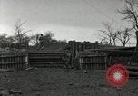 Image Faire progresser les forces américaines détruire ennemi barrage routier Oberleuken Allemagne, 1945, de la seconde 20 séquences d'archives historiques vidéo 65675074268