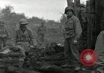 Image Faire progresser les forces américaines détruire ennemi barrage routier Oberleuken Allemagne, 1945, de la seconde 41 séquences d'archives historiques vidéo 65675074268