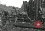 Image Faire progresser les forces américaines détruire ennemi barrage routier Oberleuken Allemagne, 1945, de la seconde 46 séquences d'archives historiques vidéo 65675074268