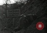Immagine di Stati Uniti truppe Oberleuken Germania, 1945, secondo 4 filmato di repertorio 65675074269