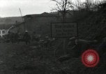 Immagine di Stati Uniti truppe Oberleuken Germania, 1945, secondo 14 filmato di repertorio 65675074269