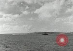 Standbild Landung Handwerk Guam Marianen, 1944, aus Sekunde 1 historischem Filmmaterial Videoclip 65675074276