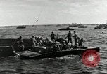 Standbild verletzte Soldaten Guam Marianen, 1944, aus Sekunde 34 historischem Filmmaterial Videoclip 65675074277
