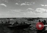 Standbild verletzte Soldaten Guam Marianen, 1944, aus Sekunde 37 historischem Filmmaterial Videoclip 65675074277