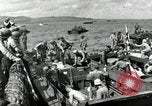 Standbild verletzte Soldaten Guam Marianen, 1944, aus Sekunde 52 historischem Filmmaterial Videoclip 65675074277