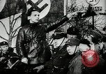 Standbild Adolf Hitler am frühen Sitzungen im Aufstieg zur Macht Deutschland, 1929, aus Sekunde 39 historischem Filmmaterial Videoclip 65675074291