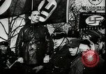 Standbild Adolf Hitler am frühen Sitzungen im Aufstieg zur Macht Deutschland, 1929, aus Sekunde 40 historischem Filmmaterial Videoclip 65675074291