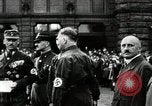 Standbild Adolf Hitler im Jahre 1927 Reichspartei Nürnberg Deutschland, 1927, aus Sekunde 10 historischem Filmmaterial Videoclip 65675074292