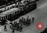 Standbild Adolf Hitler im Jahre 1927 Reichspartei Nürnberg Deutschland, 1927, aus Sekunde 21 historischem Filmmaterial Videoclip 65675074292