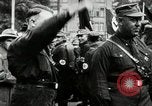 Standbild Adolf Hitler im Jahre 1927 Reichspartei Nürnberg Deutschland, 1927, aus Sekunde 28 historischem Filmmaterial Videoclip 65675074292