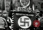Standbild Adolf Hitler im Jahre 1927 Reichspartei Nürnberg Deutschland, 1927, aus Sekunde 36 historischem Filmmaterial Videoclip 65675074292
