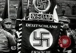 Standbild Adolf Hitler im Jahre 1927 Reichspartei Nürnberg Deutschland, 1927, aus Sekunde 37 historischem Filmmaterial Videoclip 65675074292