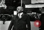 Standbild Adolf Hitler im Jahre 1927 Reichspartei Nürnberg Deutschland, 1927, aus Sekunde 48 historischem Filmmaterial Videoclip 65675074292