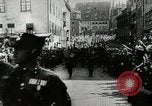 Standbild Mitglieder der NSDAP Nürnberg Deutschland, 1929, aus Sekunde 33 historischem Filmmaterial Videoclip 65675074293