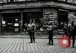 Standbild Sturmtruppen München Deutschland, 1933, aus Sekunde 28 historischem Filmmaterial Videoclip 65675074294
