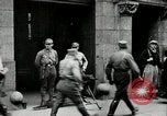 Standbild Sturmtruppen München Deutschland, 1933, aus Sekunde 35 historischem Filmmaterial Videoclip 65675074294