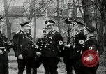 Standbild Sturmtruppen München Deutschland, 1933, aus Sekunde 60 historischem Filmmaterial Videoclip 65675074294
