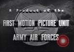 Immagine di 332Fighter Group P-47s in combattimento Italia, 1944, secondo 16 filmato di repertorio 65675074301