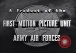 Immagine di 332Fighter Group P-47s in combattimento Italia, 1944, secondo 19 filmato di repertorio 65675074301