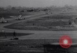 Immagine di 332Fighter Group P-47s in combattimento Italia, 1944, secondo 37 filmato di repertorio 65675074301