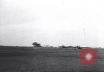 Immagine di 332Fighter Group P-47s in combattimento Italia, 1944, secondo 45 filmato di repertorio 65675074301