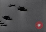 Immagine di 332Fighter Group P-47s in combattimento Italia, 1944, secondo 58 filmato di repertorio 65675074301