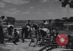 Standbild Ausbildung Tuskegee Airmen Flügel für diesen Mann Tuskegee Alabama USA, 1944, aus Sekunde 55 historischem Filmmaterial Videoclip 65675074302