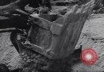 Standbild Ausbildung Tuskegee Airmen Flügel für diesen Mann Tuskegee Alabama USA, 1944, aus Sekunde 57 historischem Filmmaterial Videoclip 65675074302