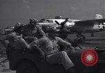 Standbild American negro US Army Piloten erhalten Flügel Tuskegee Alabama USA, 1944, aus Sekunde 18 historischem Filmmaterial Videoclip 65675074303