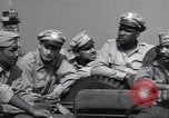 Standbild American negro US Army Piloten erhalten Flügel Tuskegee Alabama USA, 1944, aus Sekunde 35 historischem Filmmaterial Videoclip 65675074303