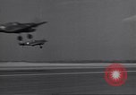 Standbild American negro US Army Piloten erhalten Flügel Tuskegee Alabama USA, 1944, aus Sekunde 53 historischem Filmmaterial Videoclip 65675074303