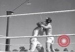 Standbild Boxring Indien, 1943, aus Sekunde 32 historischem Filmmaterial Videoclip 65675074307