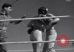 Standbild Boxring Indien, 1943, aus Sekunde 39 historischem Filmmaterial Videoclip 65675074307